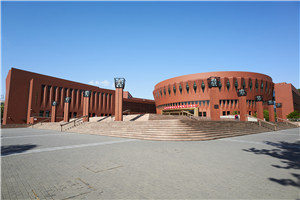廈門大學(xué)高級工商管理(EMBA)在職研究生畢業(yè)后是研究生學(xué)歷嗎，在國內(nèi)受認(rèn)可嗎？