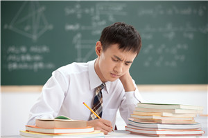 武漢科技大學(xué)非全日制研究生新潮流，專業(yè)實(shí)用性、學(xué)生滿意度、學(xué)位含金量大解讀
