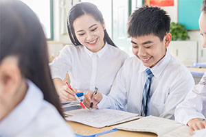 攻讀福建師范大學在職研究生需要學習幾年？